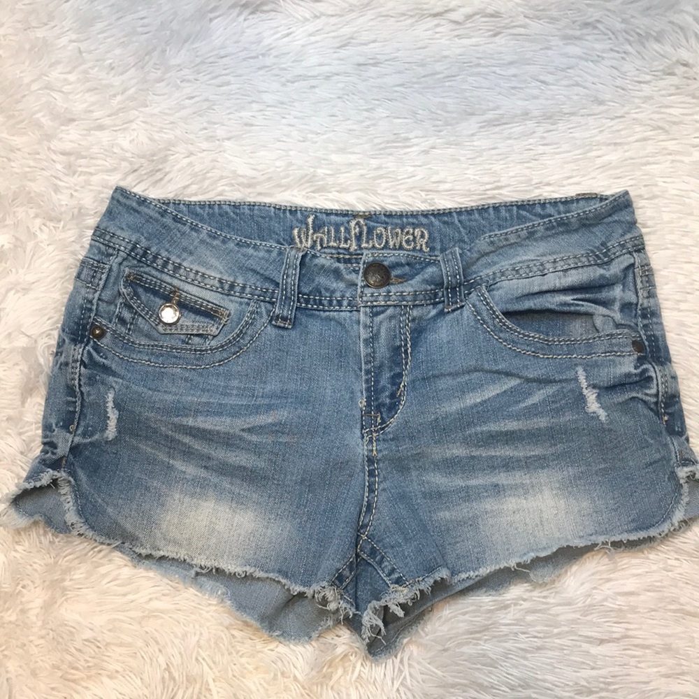 Wallflower distressed denim shots